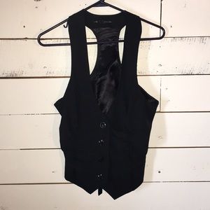 Women’s Maurices dressy vest.